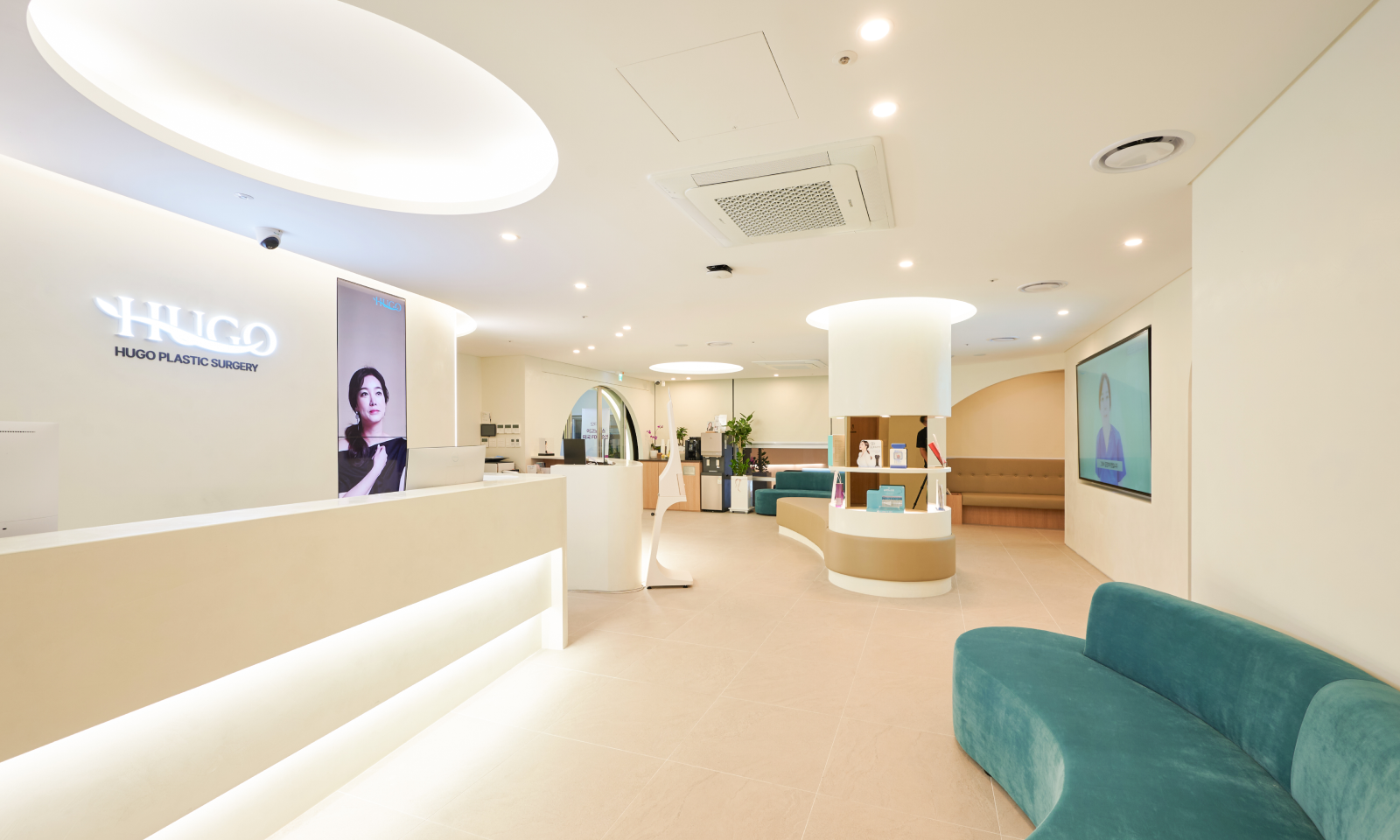 Hugo Plastic Surgery Clinic photo 1