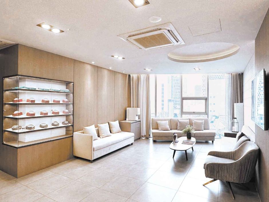 Nana Plastic Surgery Clinic photo 1